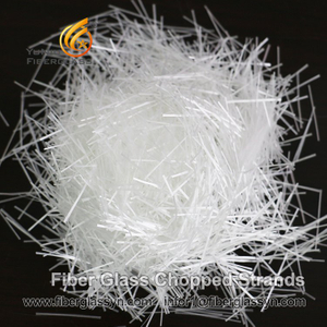 Une vente de brins de fibre de verre coupés à prix réduit Brins coupés en fibre de verre pour béton